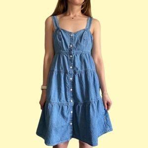 Levi’s Denim Dress - Size M NWT